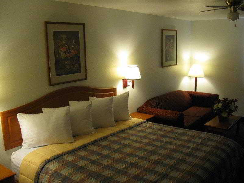 Best Western Pineywoods Inn Атланта Номер фото