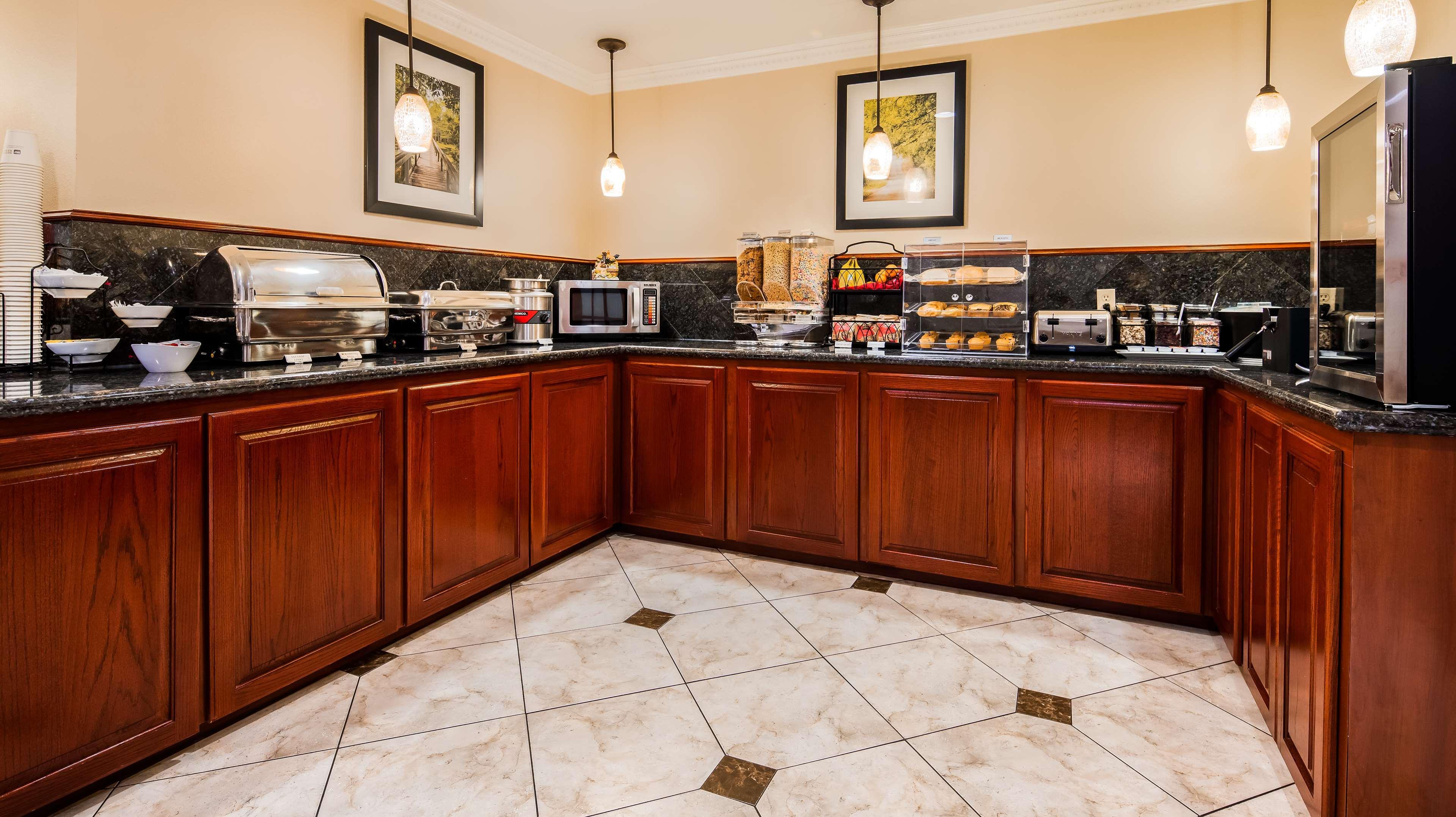 Best Western Pineywoods Inn Атланта Экстерьер фото